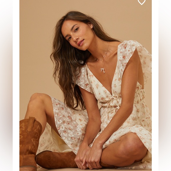 New with tags altard state Elisa midi dress - Picture 4 of 6